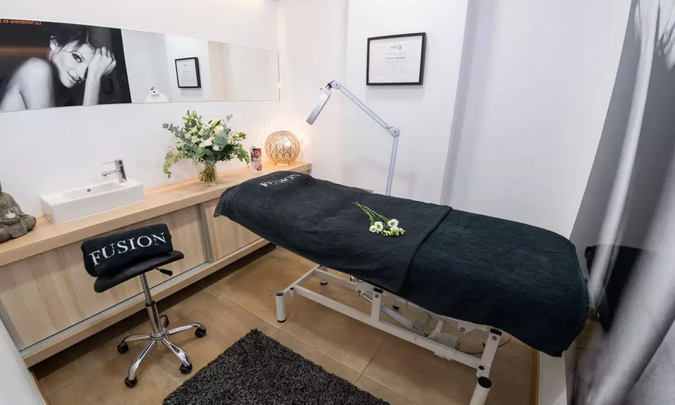 1 o 2 sesiones de microlifting facial de vitaminas y dermapen para 1