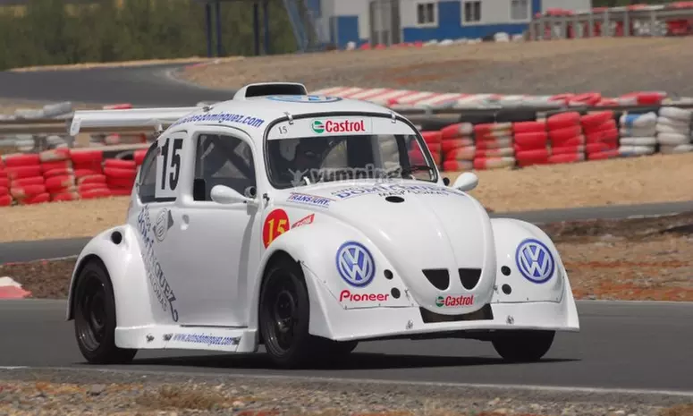 Vueltas de conducción en Fun Cup en el Circuito de Maspalomas