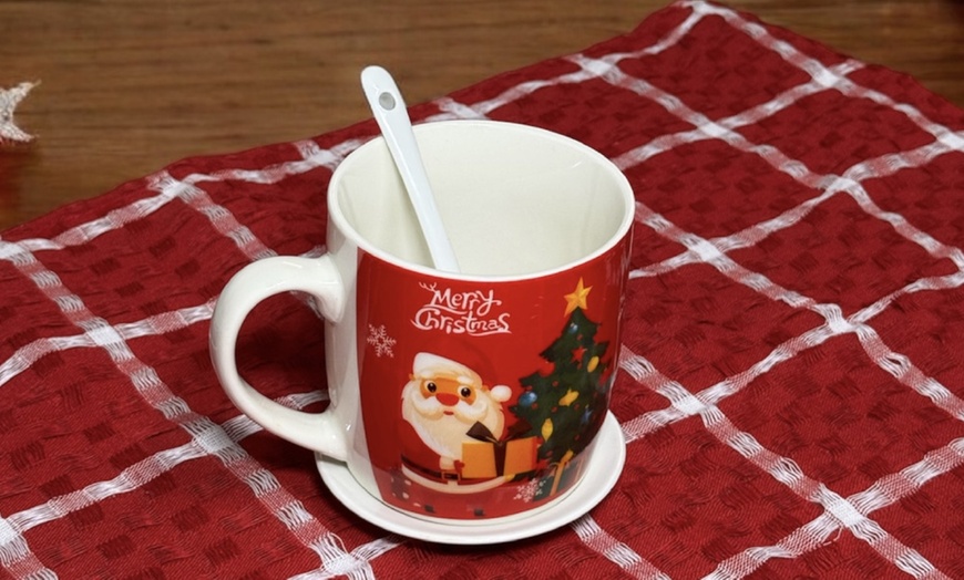 Image 2: Ensemble de tasses de Noël