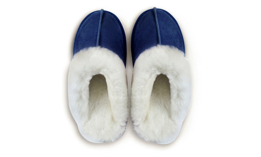 Image 16: Women's Islander Sheepskin Slippers