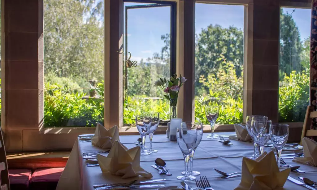 4* Lake District: Luxury Stay for 2 with Scenic Lake Cruise