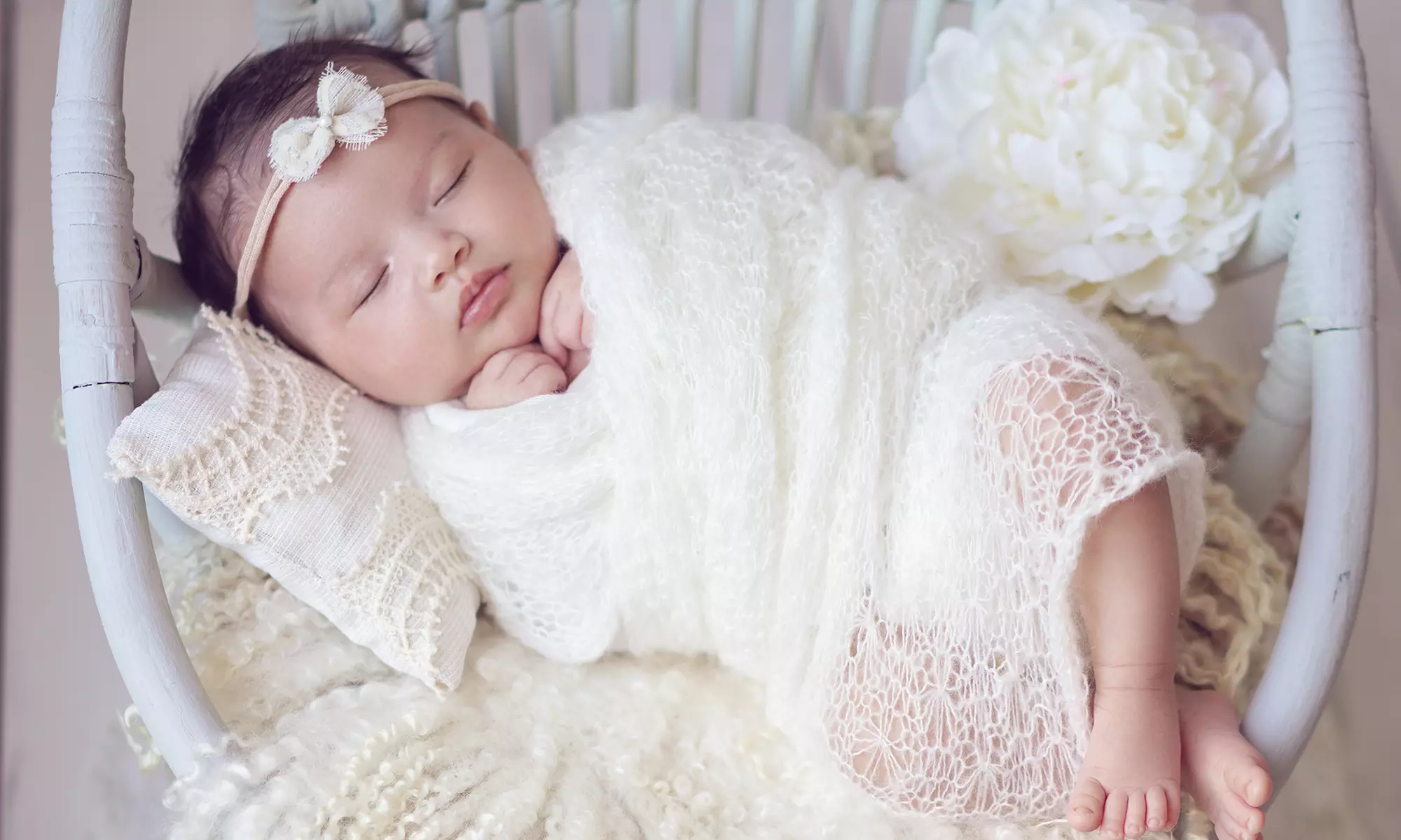 Intieme en professionele newborn fotoshoot