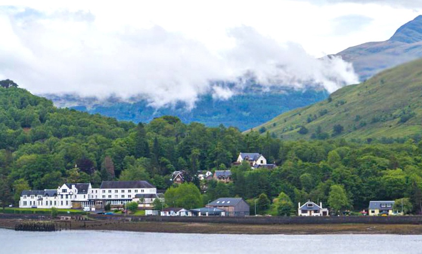 Image 13: Stay with Breakfast in the Arrochar Alps