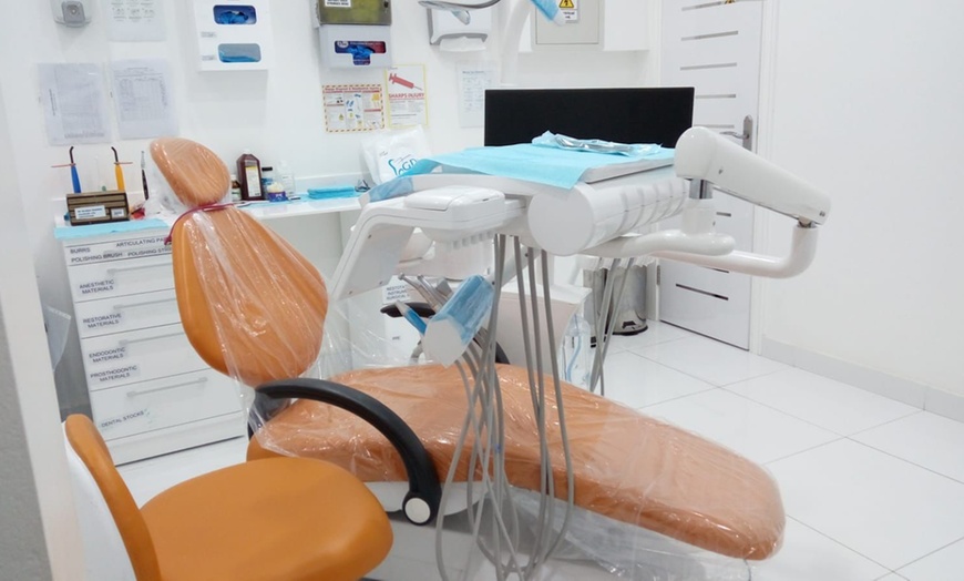 Image 3: Dentist Check Up Scale & Polish and Teeth Whitening at MedLink Medical