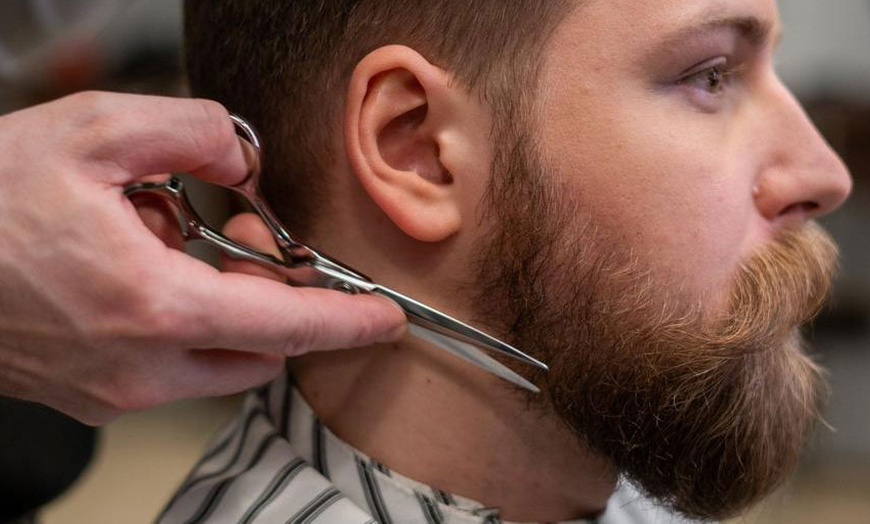 Image 3: Ultimate Grooming Deals: Haircuts, Shaves & More