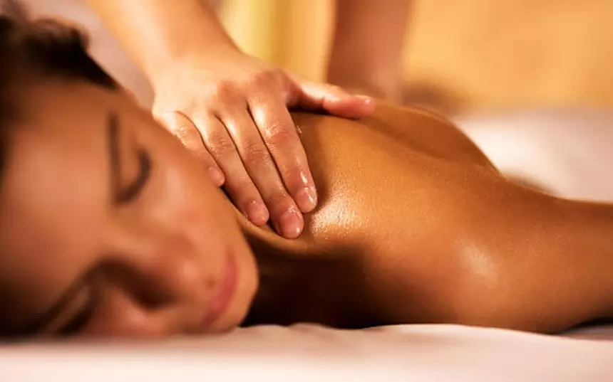 1, 2 o 3 masajes de 60 minutos para 1 persona de tipo a elegir