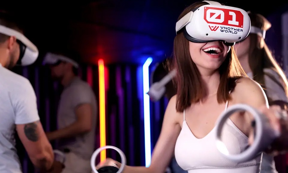 Erlebe ein 60-minütiges Virtual Reality Spiel nach Wahl mit Freunden: für 2, 4 oder 6 Personen (bis 43% sparen)