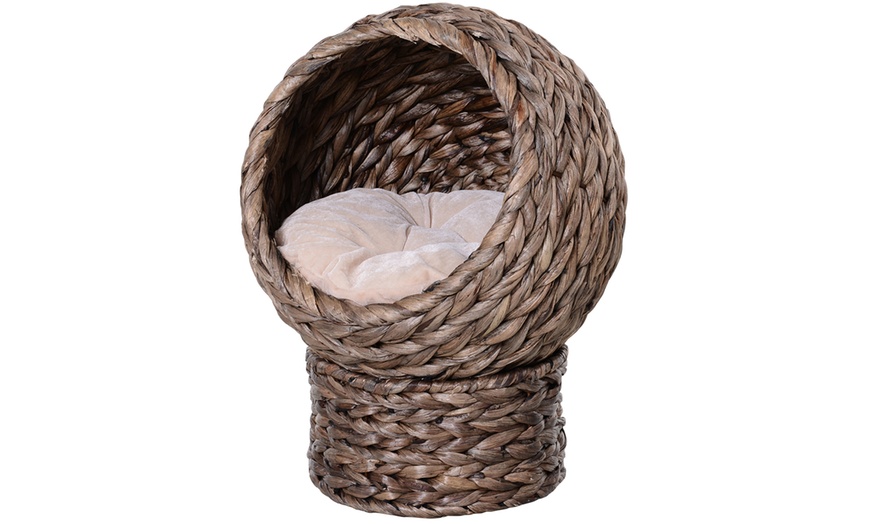 Image 2: Pawhut Wicker Cat Bed 