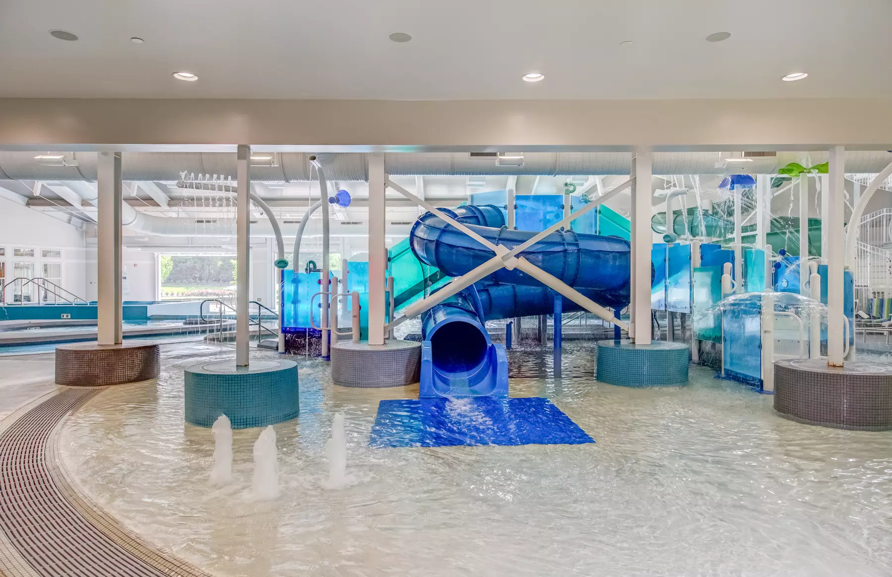 Hotel Stay at 4-Star Beachwoods Resort in Kitty Hawk, NC - Primary Image