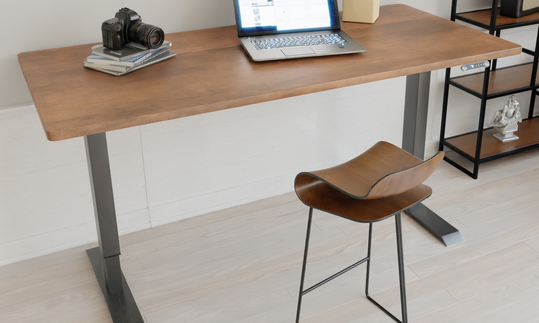 VESKA elektrisch höhenverstellbarer Schreibtisch