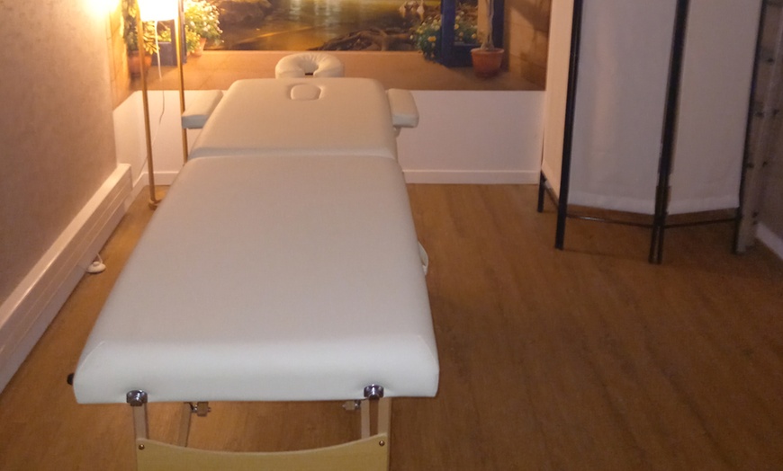 Image 2: Jusqu'à 38% de remise sur Massage - Ayurvédique chez Emmazen