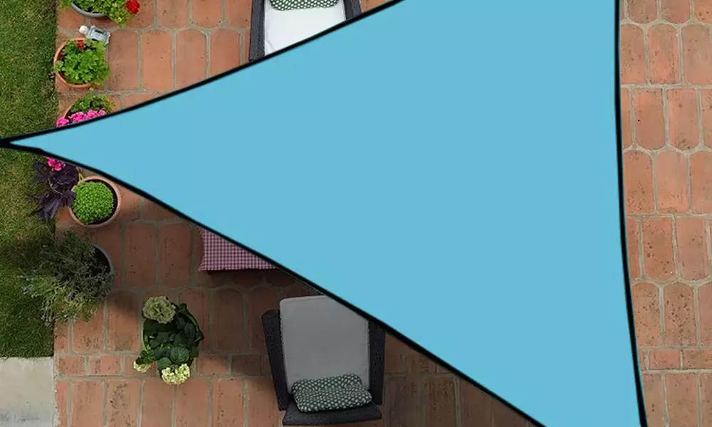 Dreieckiges Sonnensegel