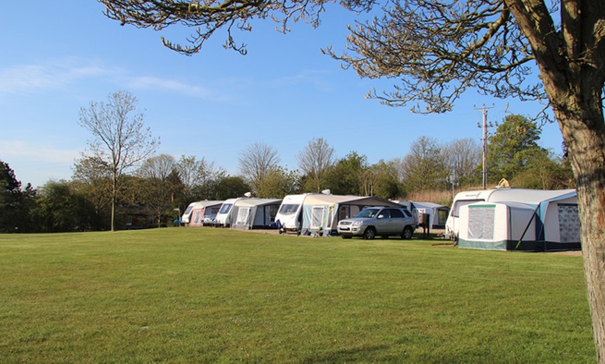 Image 3: Scarborough: Cabin Stay for Up to Four