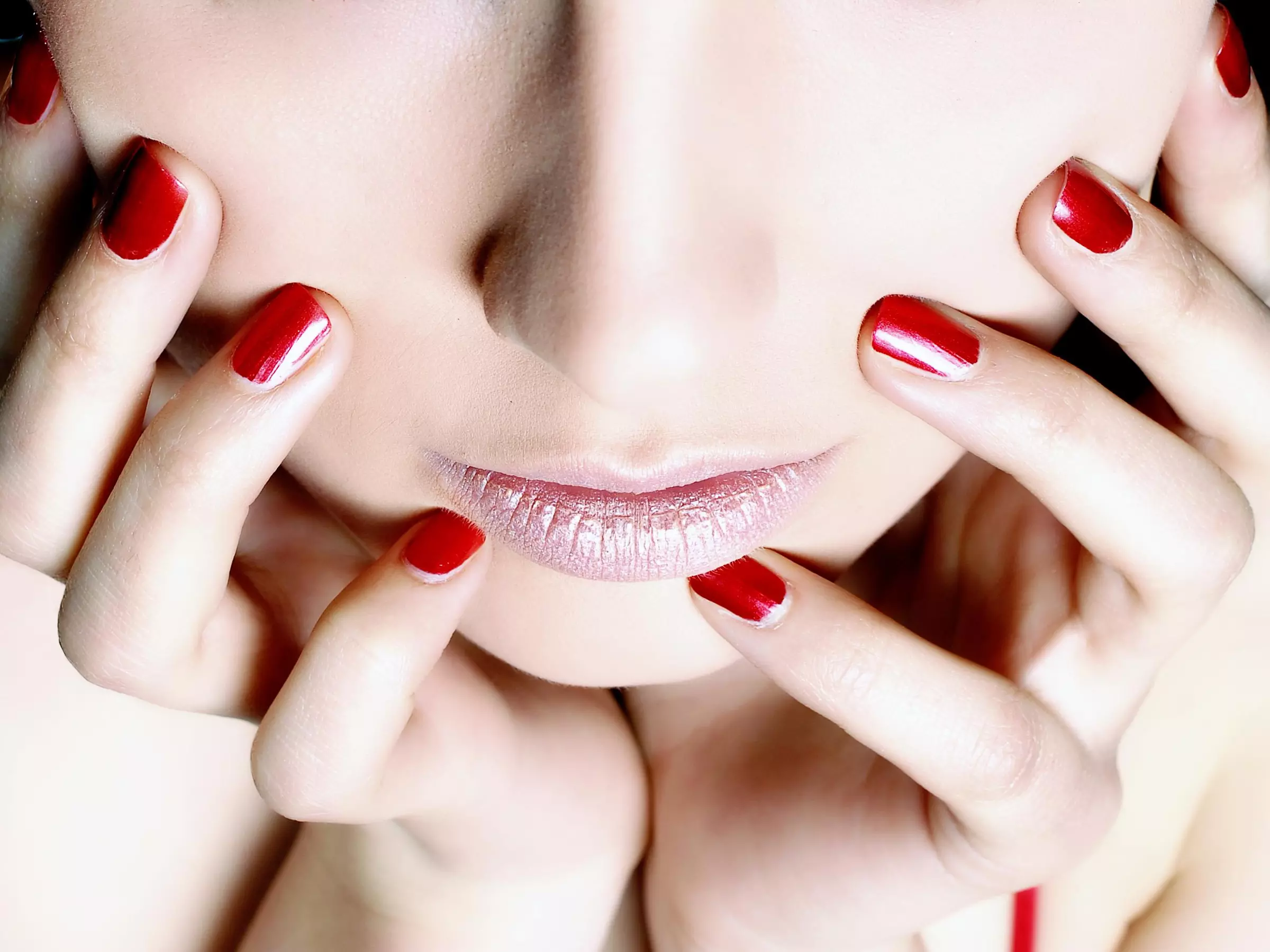 $100 Off $200 Worth of Makeup / Cosmetic - Primary Image