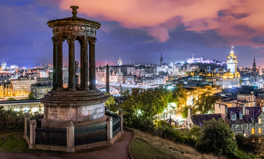 Image 2: ✈ London or Edinburgh: 2- to 4-Night Stay with Flights