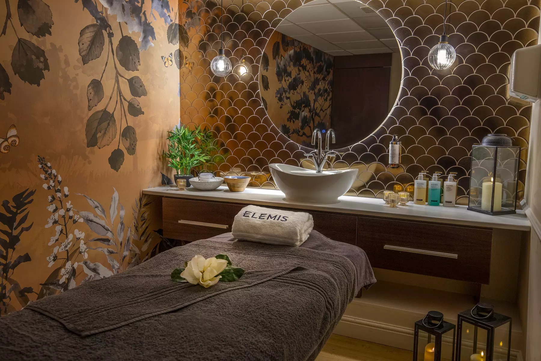 Choice of Spa Day with Treatments, Lunch & Prosecco