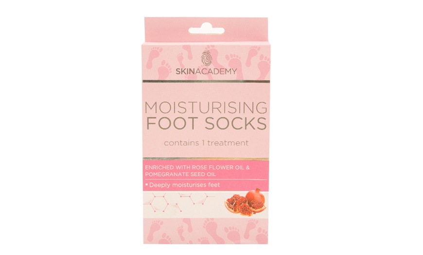 Image 2: Exfoliating or Moisturising Socks