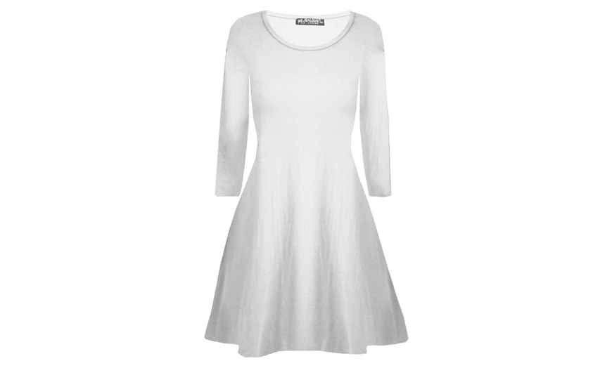 Image 6: Mini robe de soirée évasée