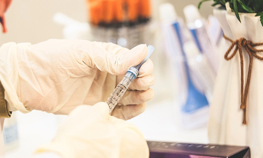 Image 1: Wertgutschein anrechenbar auf Vampir-Lifting oder Haarwuchstherapie