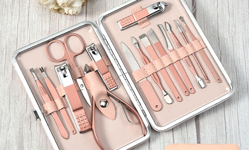 Image 10: 15-Piece Manicure Set with Stainless Steel Case