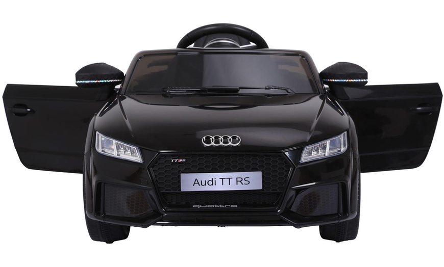 Image 6: Coche eléctrico para niños Audi TT RS