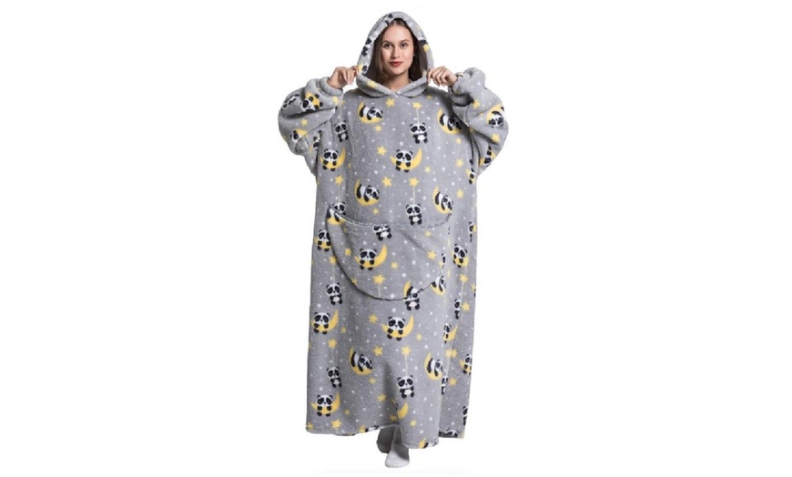 Image 40: Matching Family Snuggle Hooded Blanket