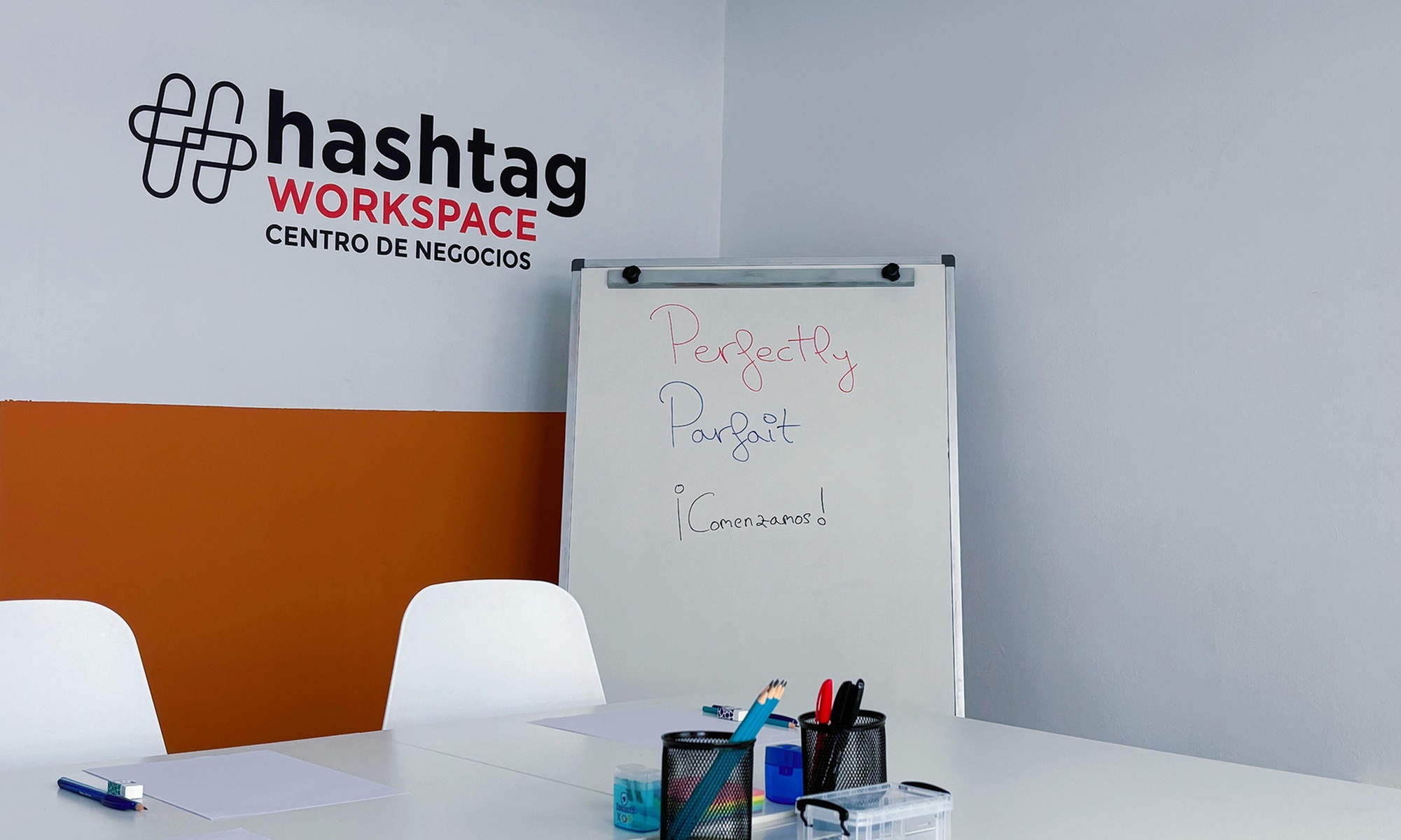 Clase individual de idiomas con material gratis enfoque personalizado