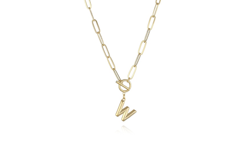 Image 24: Collier avec pendentif initiale