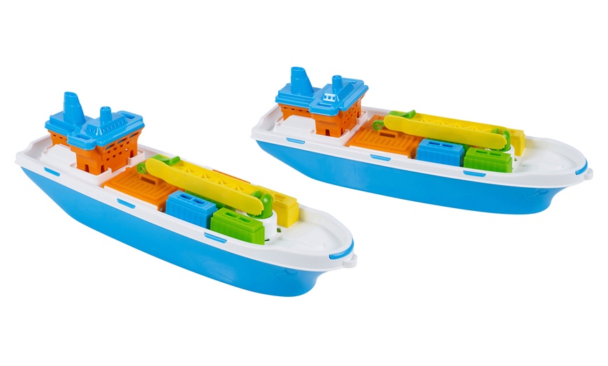 Image 5: Kids' Floating Toy Boat