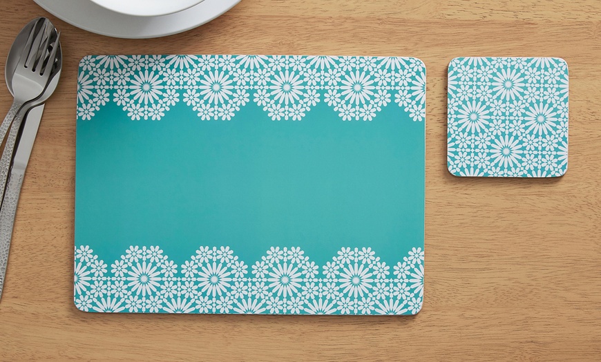 Image 19: Four-Piece Placemat Set