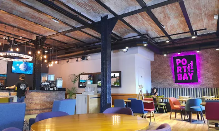 Descubre el sabor del Mediterráneo con un menú completo en Port Bay