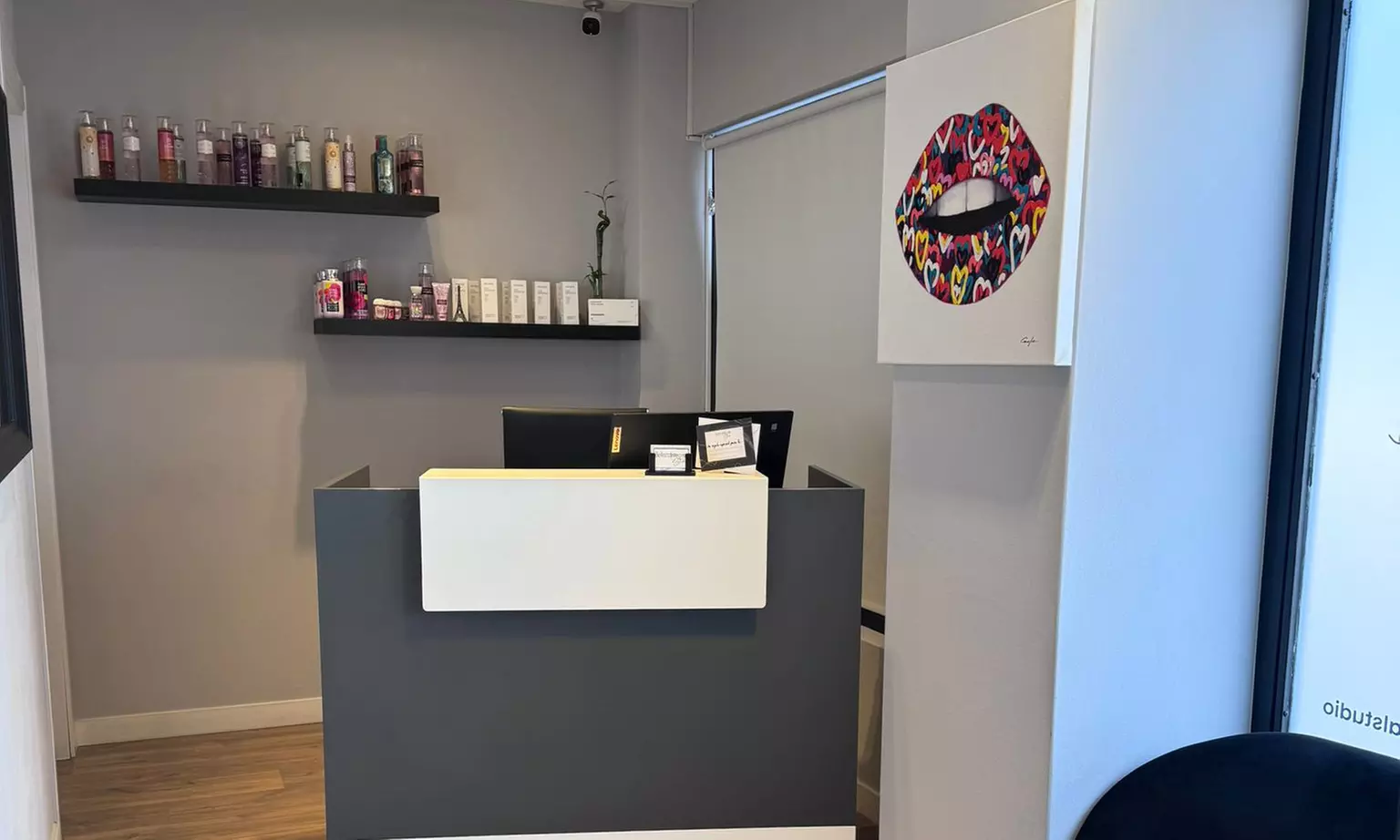 ¡Remoldea tu silueta con 3 o 6 sesiones de lipoláser y presoterapia en una zona a elegir en Belleza Integral Studio! - Image 2