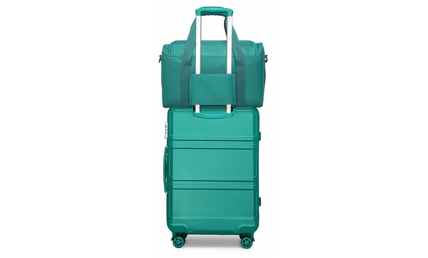 Image 15: Classic Hard Shell Suitcase and Travel bag Set