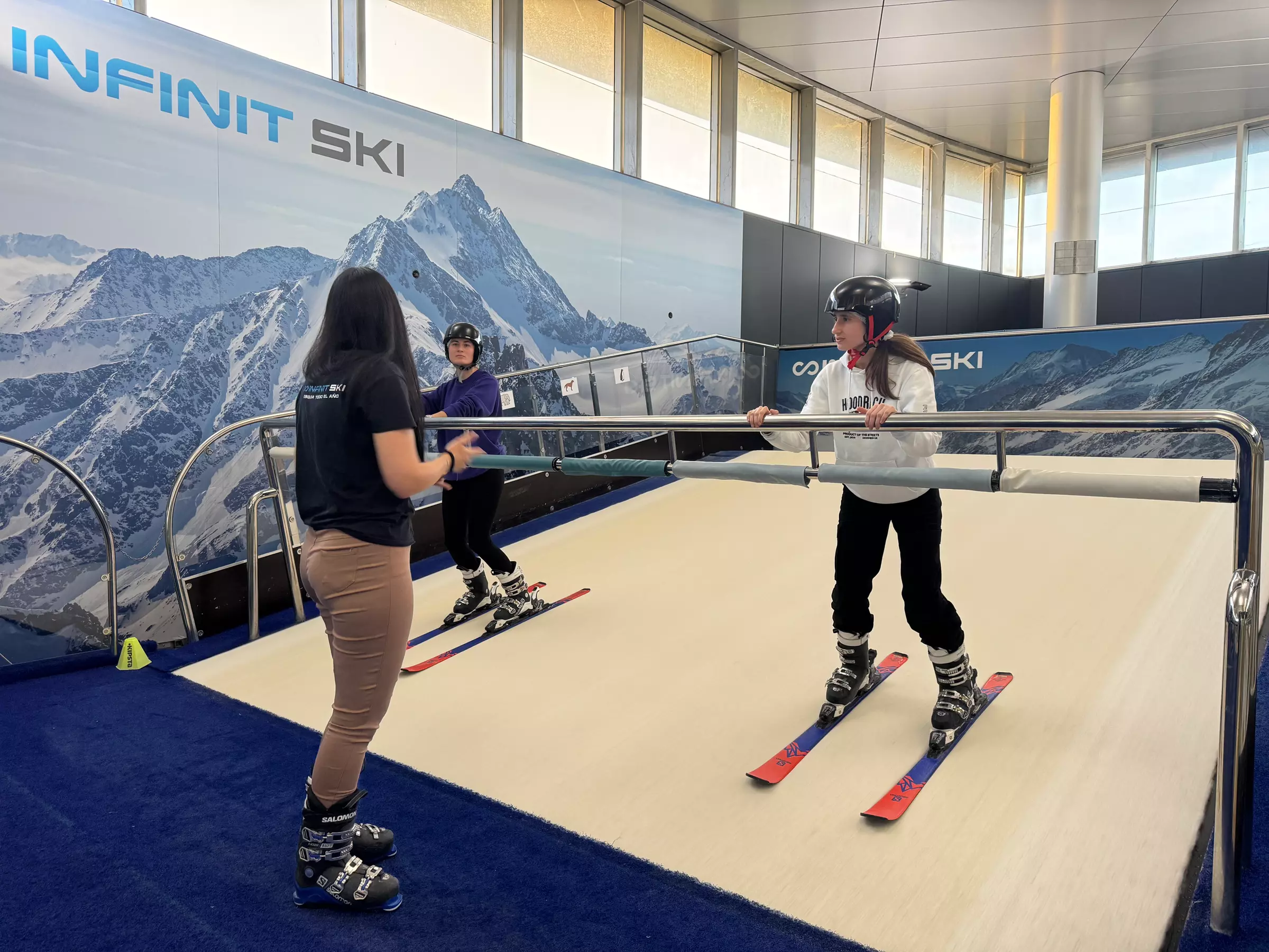 Sesión privada de esquí indoor para 1, 2 o 4 personas hasta un 56% de descuento - Primary Image