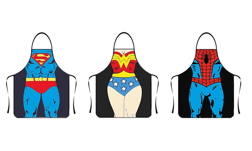 Delantal de superhéroe con diseño a elegir