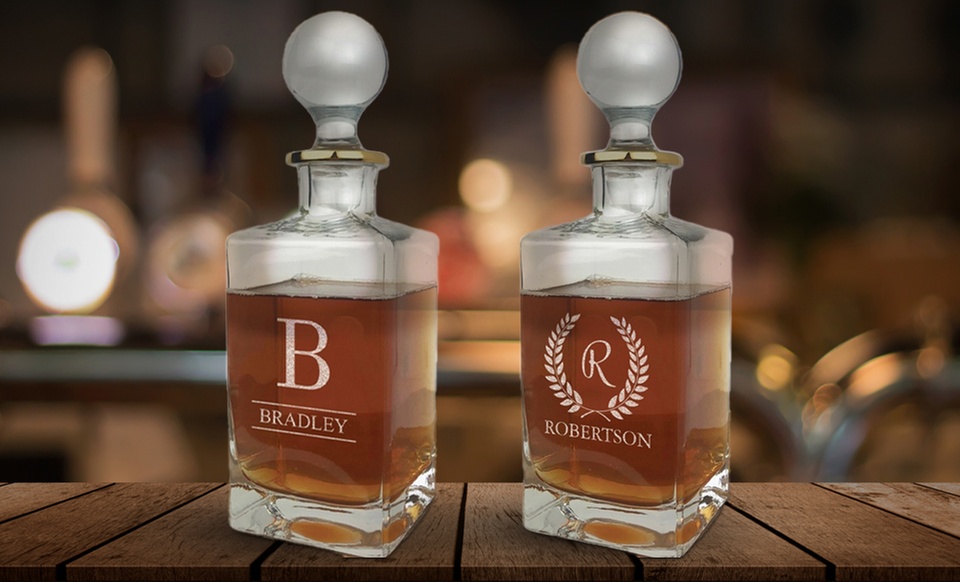 Custom Engraved 32 Ounce Gold Rim Decanter for Any Occasion