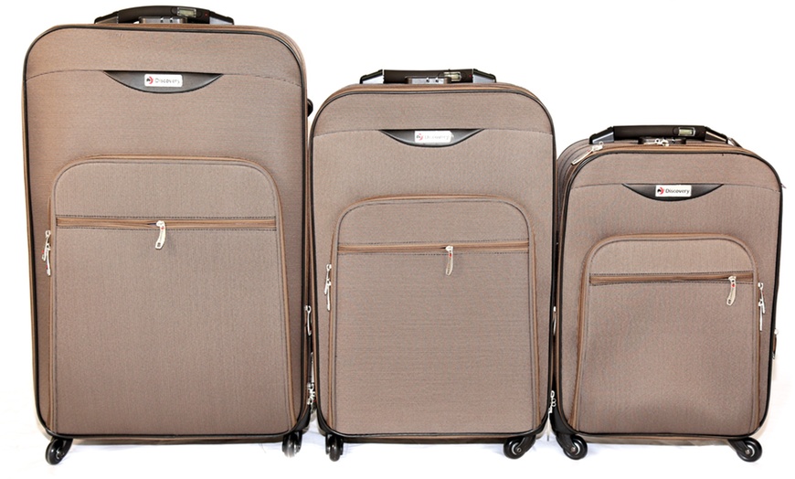 Image 91: Discovery Three-Piece Luggage