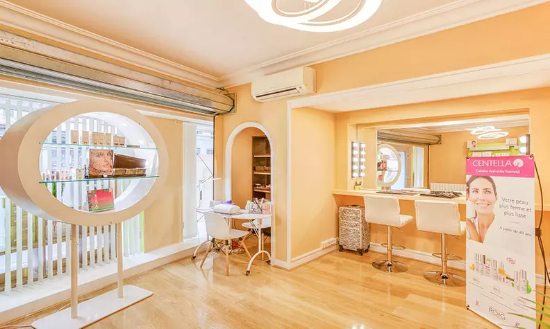 Soin du visage avec modelage du corps en option avec MC Bien-être