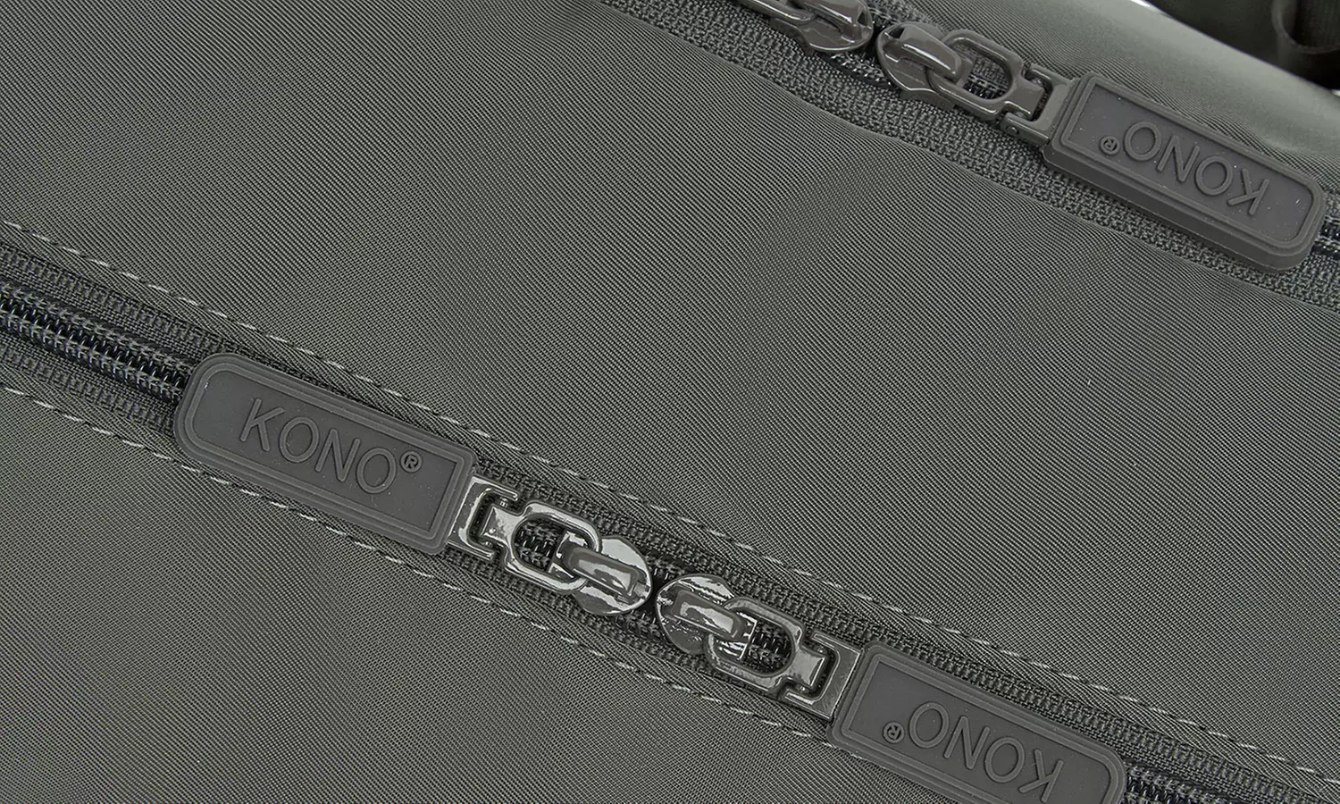 Clearance Kono 19L Water-Resistant Travel Bag with Laptop Sleeve