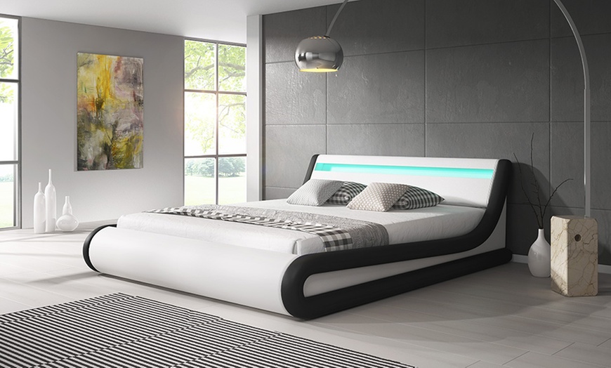 Image 5: Cama doble con canapé