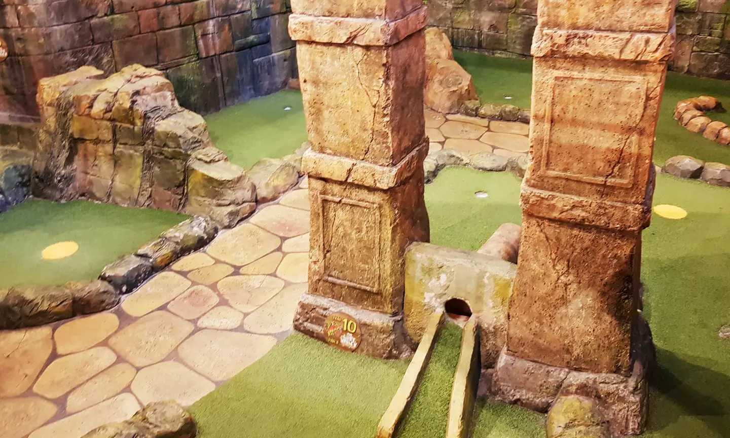 Up to 44% Off on Golf - Indoor at Amazonia