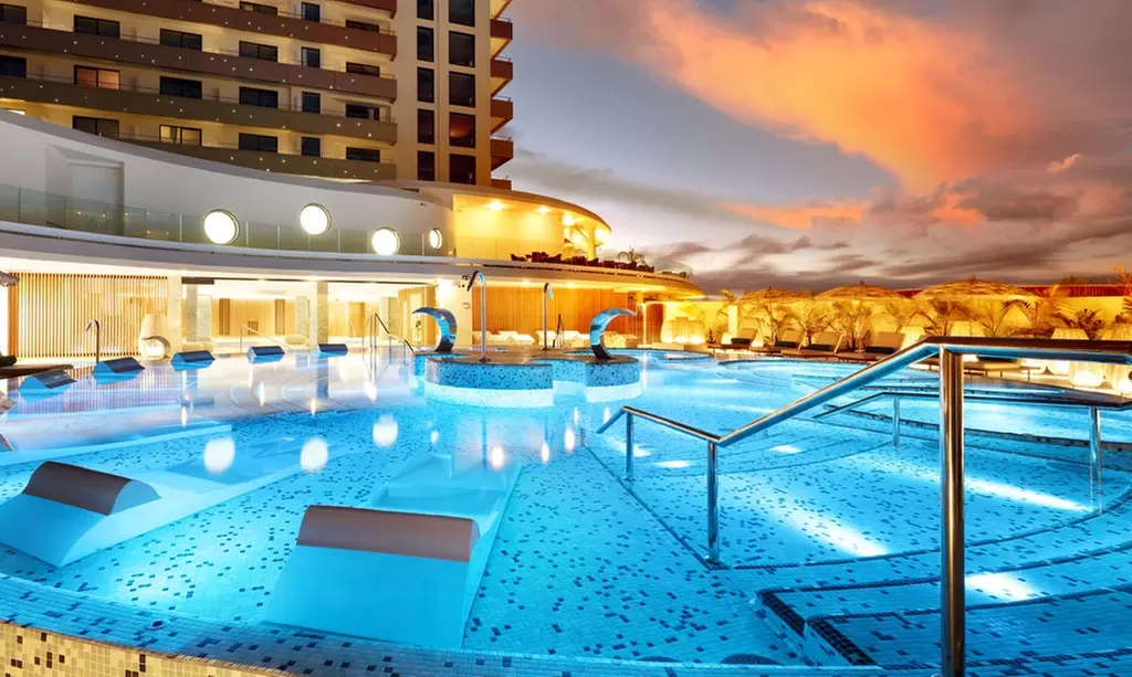 Relajación como nunca antes: circuito de spa o DayPass para 2 personas