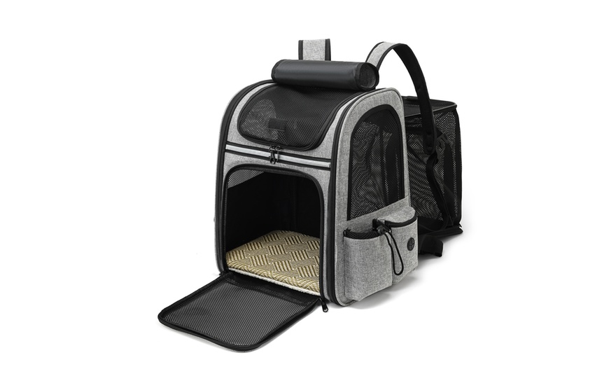 Image 2: Expandable and Foldable Pet Backpack with Ventilated Mesh Windows