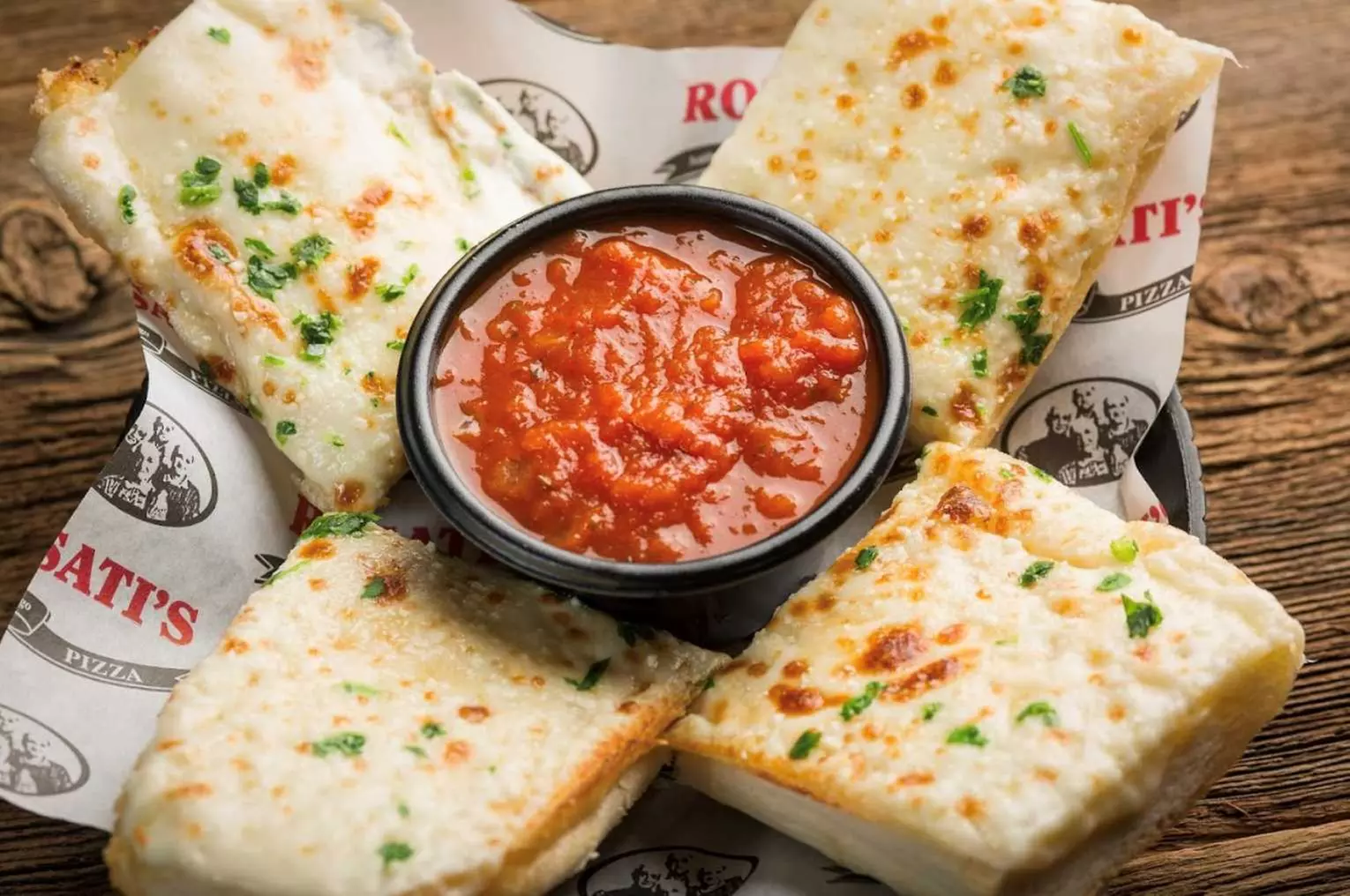 Chicago-Style Pizza and Italian Cuisine Experience