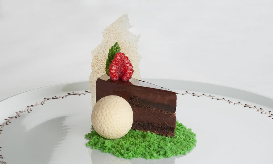 Image 9: Köln: 1-8 Nächte für Zwei inkl. Frühstück, Upgrade & Parken