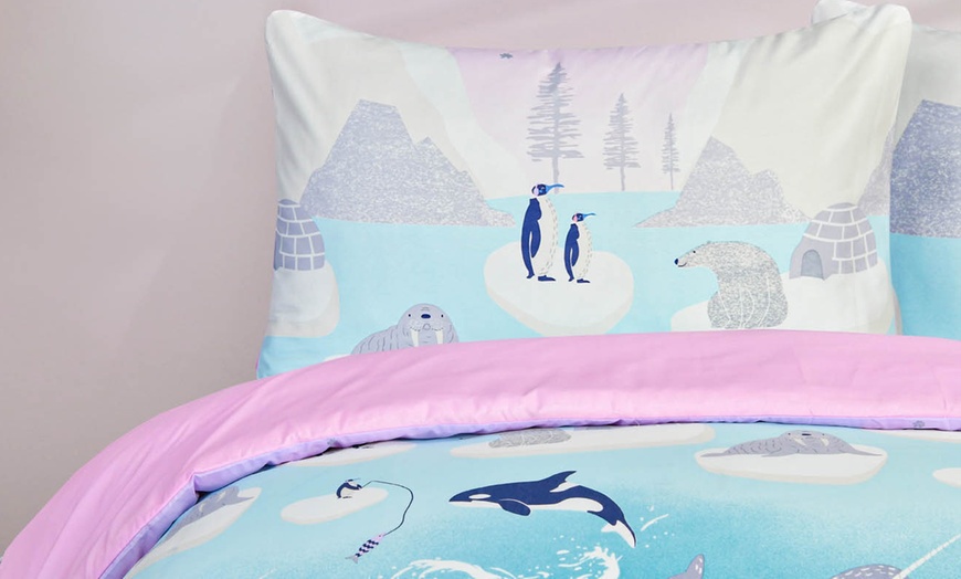 Image 4: Arctic Animals Duvet Set