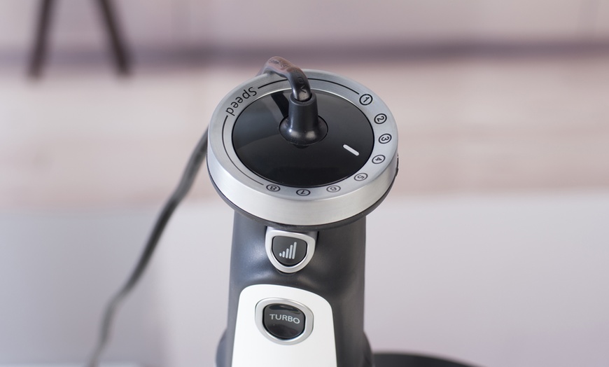 Image 5: Morphy Richards Hand Blender