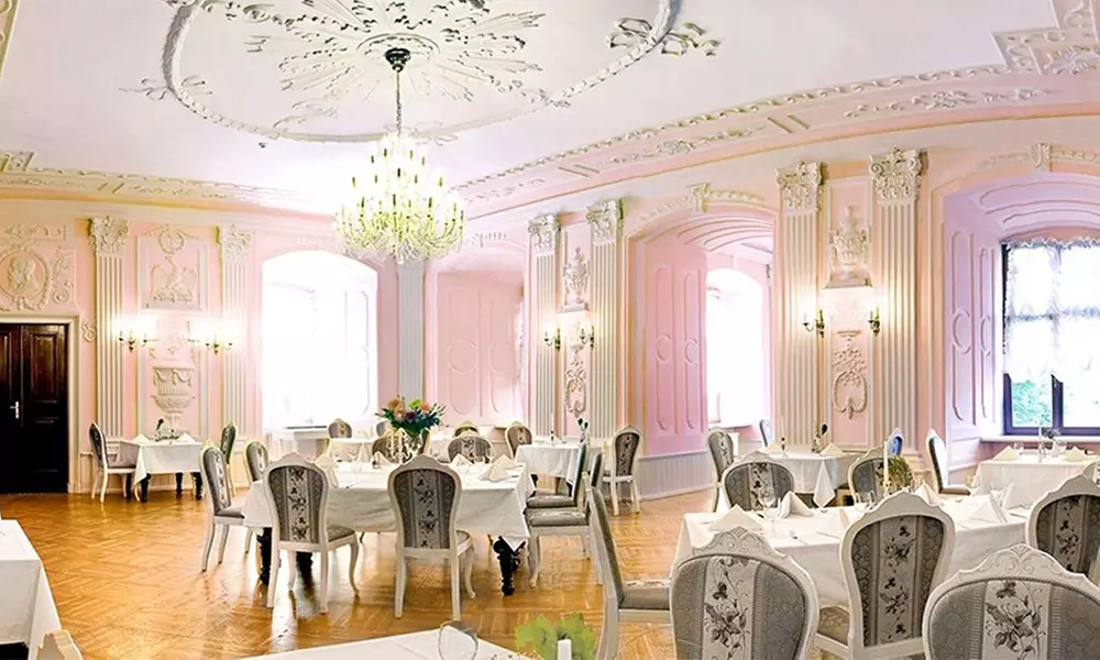 Niederschlesien: Doppelzimmer mit Halbpension auf dem Schloss