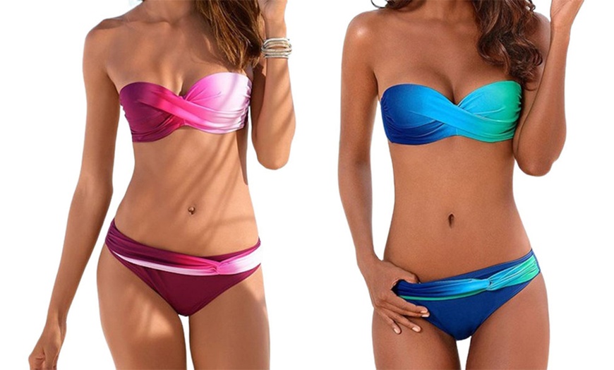 Image 1: Gradient-Design Twisting-Style Two Piece Bikini Swimsuit