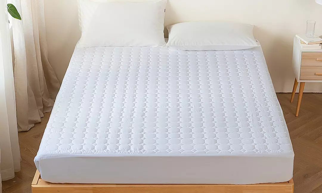 Breathable Quilted Mattress Protector- Hypoallergenic & Soft - Twin, Double & King Sizes